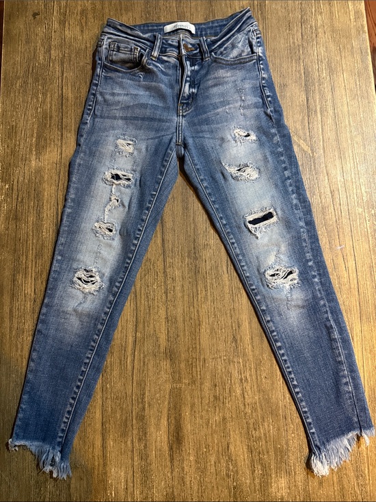 KanCan Denim - KanCan Medium Wash Distressed Skinny Jeans